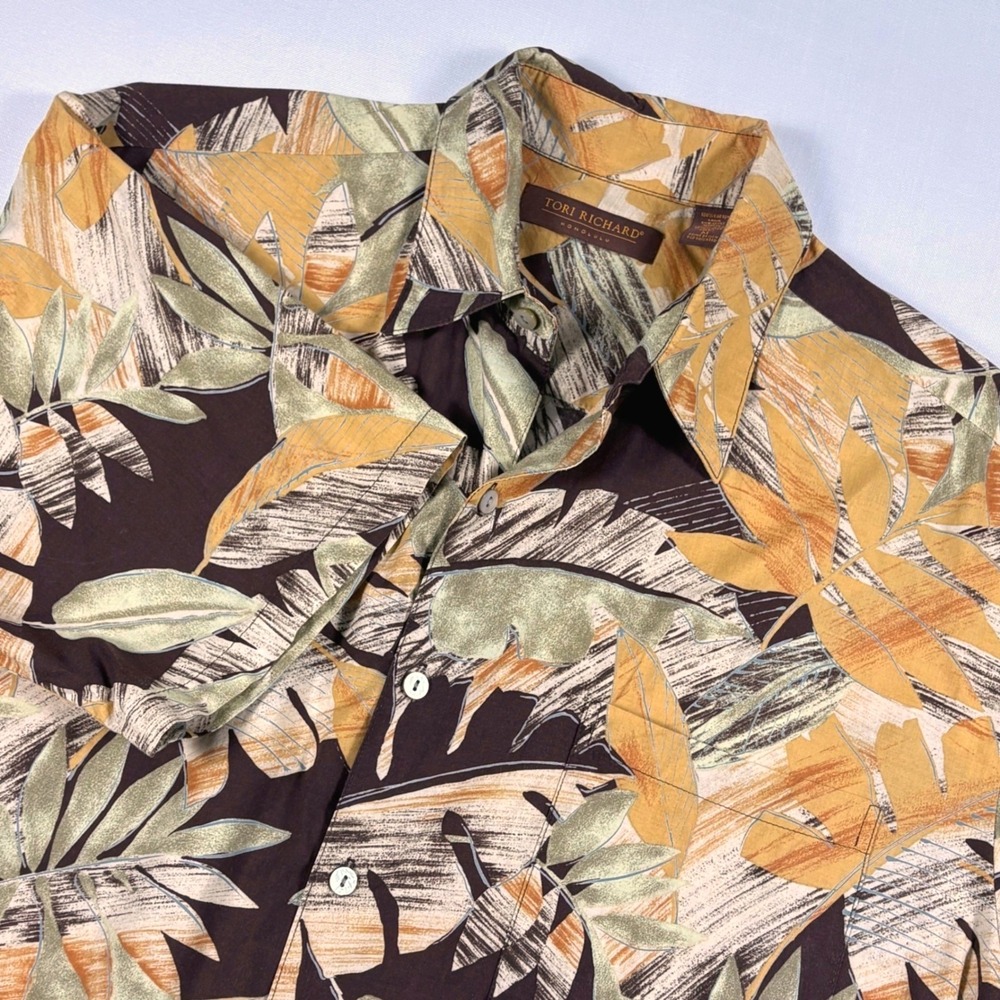 Tori Richard Men's M Cotton Lawn Aloha Shirt Made Hawaii Tropical Leaf Brown